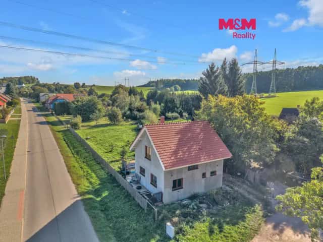 Prodej rodinného domu v Lužanech, Lužany