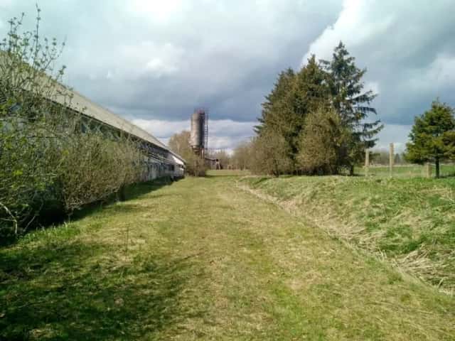 Prodej býv. zeměď. areálu u města Šternberk, Šternberk, okres Olomouc