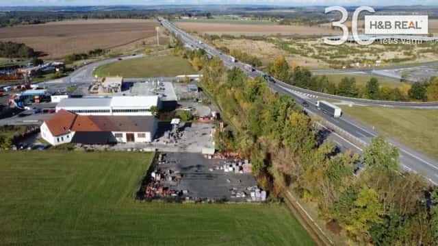 Skladový a prodejní areál okres Benešov, Loket, okres Benešov