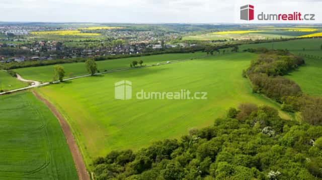 Prodej investičního pozemku (67.156 m2 ) v k.ú. Velké Přílepy, Velké Přílepy, okres Praha-západ