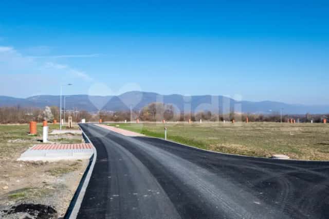 Pozemek pro bydlení, 1.000 m2, Vrskmaň, Zaječice, Vrskmaň, okres Chomutov