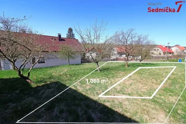Stavební pozemek 1 080 m2 – prostor pro dům i zahradu, Lhotka u Žďáru nad Sázavou, Lhotka, okres Žďár nad Sázavou