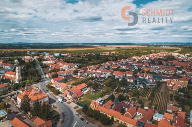 Exkluzivní nabídka stavebního pozemku v centru obce Tvrdonice, Tvrdonice, okres Břeclav