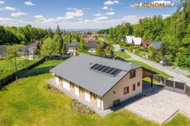 Prodej rodinného domu 6+1 se zahradou v obci Bělkovice – Lašťany, okr. Olomouc., Bělkovice-Lašťany, okres Olomouc