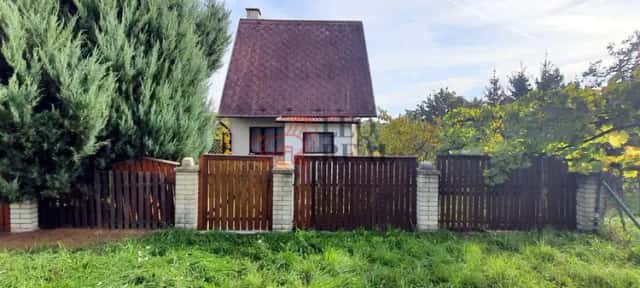 Chata ze zahradou u Osvětiman, Újezdec, okres Uherské Hradiště