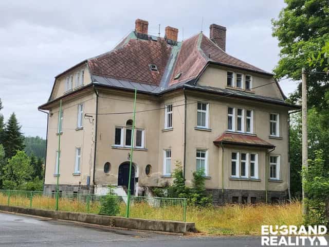 Prodej rodinného domu 527 m2 - Velký Šenov, Vilémovská, Velký Šenov, okres Děčín