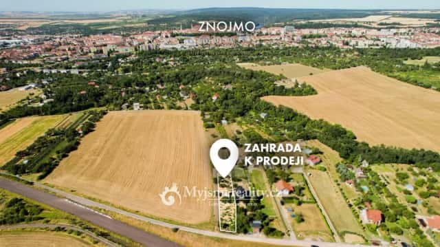Na prodej pozemek - zahrada 1 132 m2 s krásným výhledem + možnost výstavby do 40 m2, Kuchařovická, Znojmo