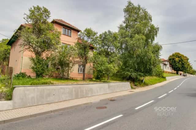 Prodej rodinného domu s velkým stavebním pozemkem - Sehradice, okres Zlín., Sehradice, okres Zlín
