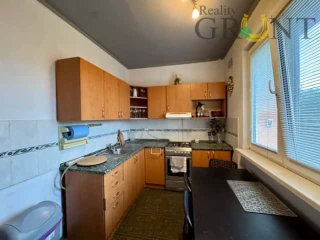 Prodej bytu 2+1 s prostornou lodžií, 53 m2, Karviná - Mizerov, Majakovského, Karviná