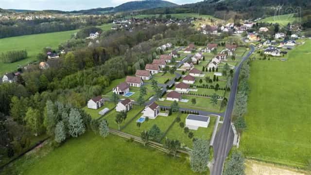Prodej pozemku pro bydlení 729 m2, Děčín -Folknáře, Děčín