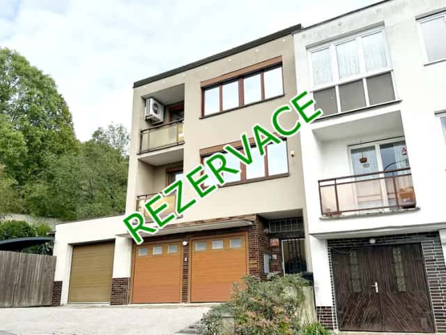 Praktický světlý byt 3+1, 81 m2, lodžie 10,7 m2, balkon 2,9 m2, Praha 5 - Smíchov, ul. Zdíkovská, Zdíkovská, Praha