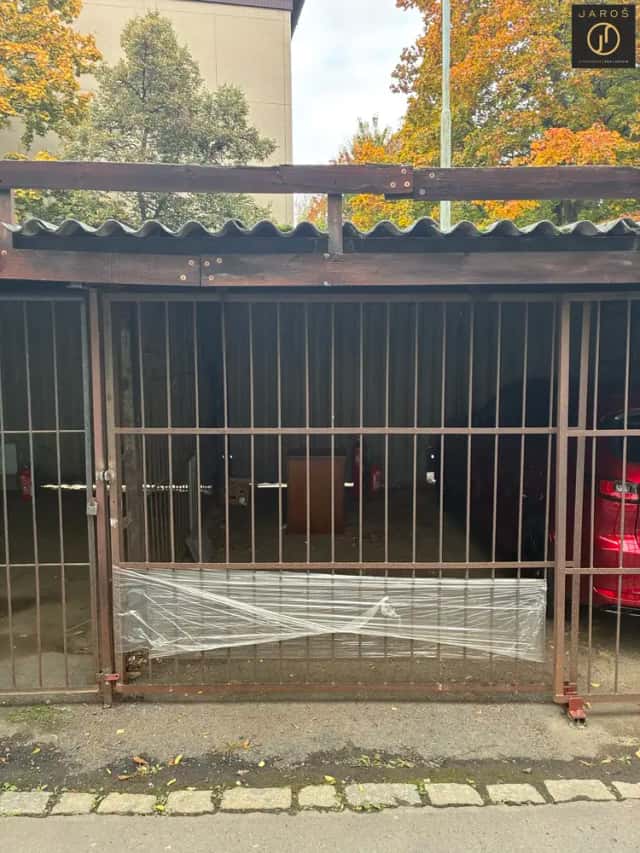 Prodej garáže, 11 m2, Praha 4 - Podolí, V rovinách, Praha