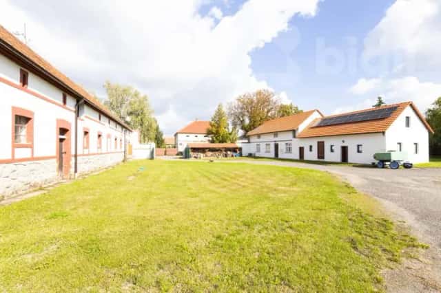 Zemědělská usedlost, RD 5+1, pozemek 6 015 m2, Polerady u Prahy, Polerady, okres Praha-východ
