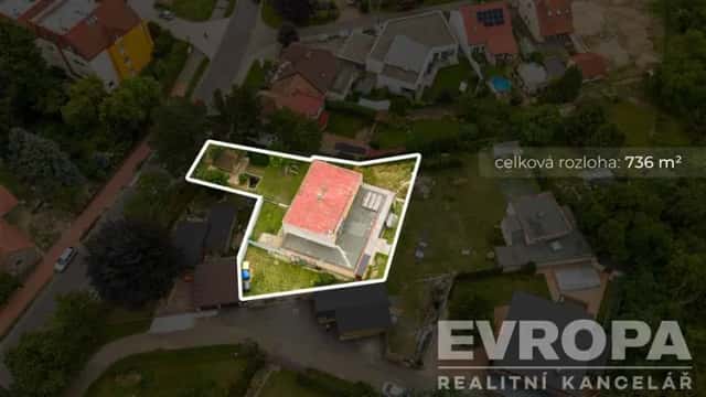 Prodej rodinného domu 200 m2, s pozemkem o velikosti 736 m2 v Pardubicích Pardubičkách ul. Kyjevská, Kyjevská, Pardubice – Pardubice IV