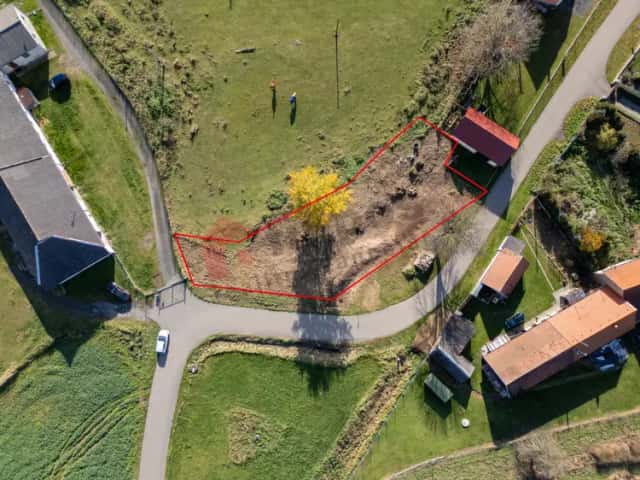 Prodej st. pozemku v Křížově u Vlašimi 954 m2, Pravonín, okres Benešov