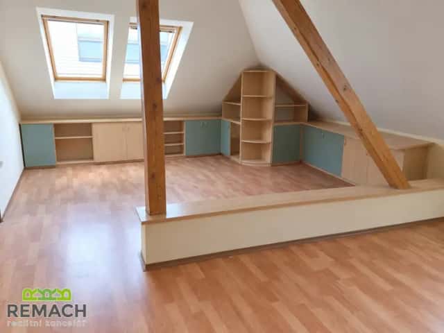 Pronájem kanceláře 40 m2, Uherské Hradiště, Mariánské náměstí, Uherské Hradiště