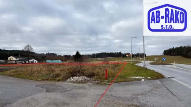 Větší zastavitelný pozemek s inž. sítěmi v Číměři, Číměř, okres Jindřichův Hradec