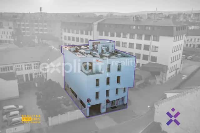 Pronájem kancelářského prostoru u náměstí 4.N.P. 107 m2 - Uherské Hradiště, okres Uherské Hradiště, Otakarova 1523, Uherské Hradiště