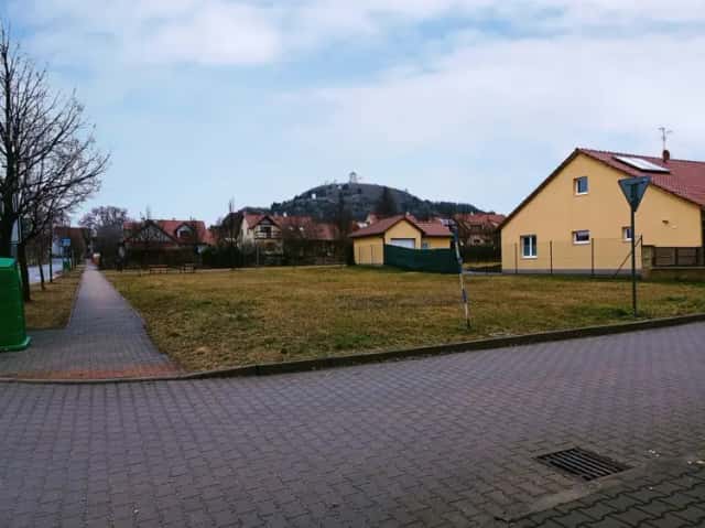 Stavební pozemek na ulici Rudolfa Gajdoše v Mikulově., Mikulov, okres Břeclav