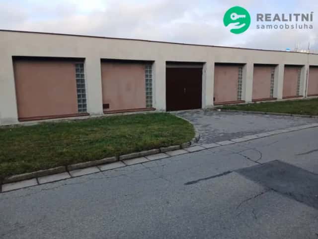 garáž, Brno-Vinohrady, Žarošická, Brno – Brno - Vinohrady, okres Brno-město