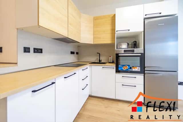 Pronájem zrekonstruovaného bytu 3+kk s lodžií, 62 m2, Ostrava - Bělský Les, ul. Horní, Horní 3030/96, Ostrava, okres Ostrava-město
