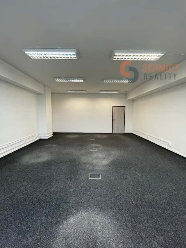 Pronájem komerčního prostoru o užitné ploše cca 187 m2 ., Dolní Bojanovice, okres Hodonín