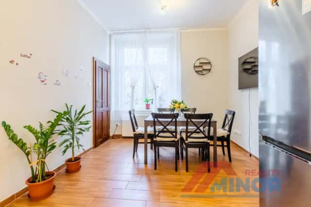 Prodej bytu 3+1, 98 m2, lodžie, s parkovacím stáním a sklepní kójí, Slaný, ul. Ouvalova, Slaný, okres Kladno