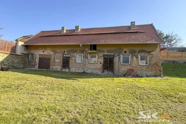 Prodej stodoly se stavebním povolením, 849 m2, Jimlín, okres Louny