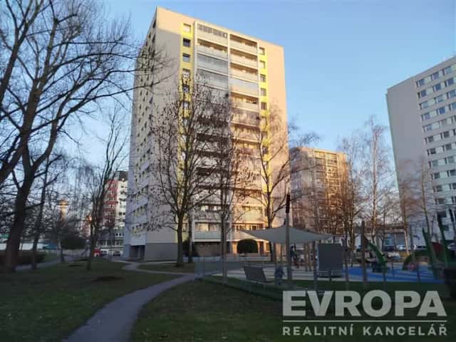 Prodej bytu 3+1 52,7 m2, nábřeží Závodu míru v Pardubicích, nábřeží Závodu míru, Pardubice – Pardubice I