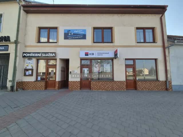 Pronájem kanceláře v centru města Židlochovice, na ul. náměstí Míru o CP 37 m2, Židlochovice, okres Brno-venkov