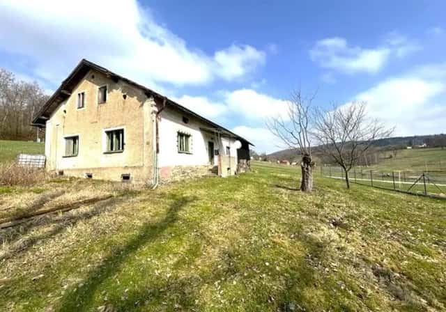 Vesnický RD se stavebním pozemkem 1.653 m2 v obci Folmava., Česká Kubice, okres Domažlice
