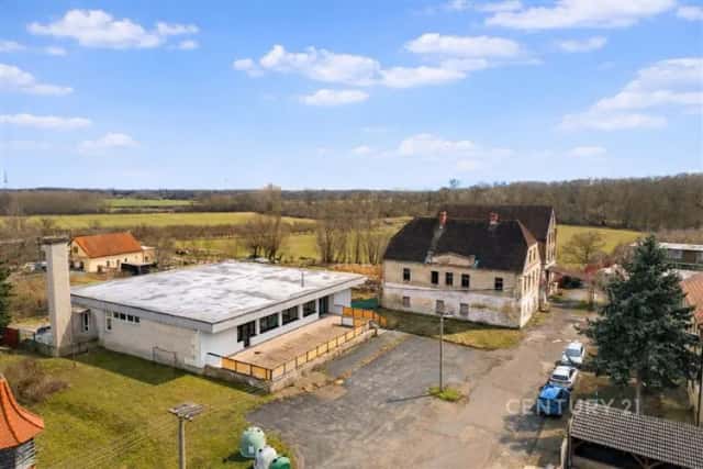 Budova mlýna a restaurace na Nových Mlýnech, Přítluky, okres Břeclav
