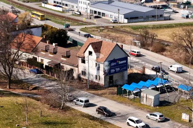 Komerční nemovitost se stavebním povolením – pozemek 418 m2, Želechovice nad Dřevnicí, Želechovice nad Dřevnicí, okres Zlín