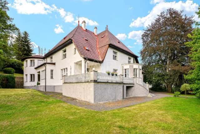 VILA RÜCKL - příběh přesahující století, Nižbor u Berouna, Nad Sklárnou, Nižbor, okres Beroun