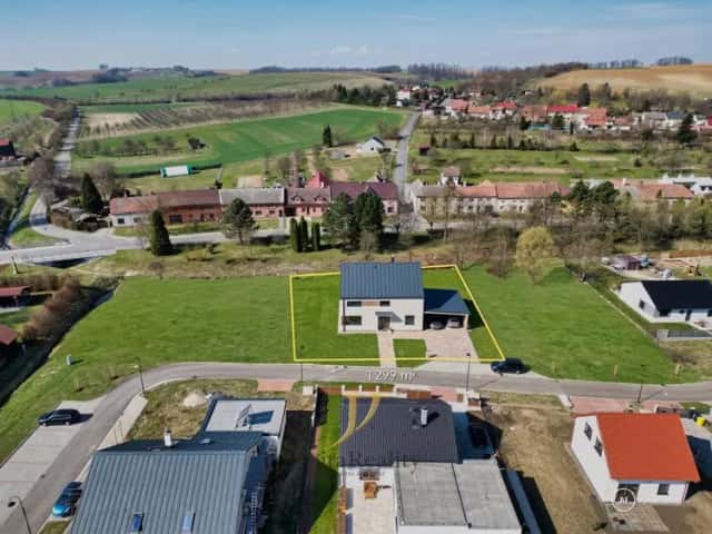 Prodej, Stavebního pozemku 1299 m2, Hradčany, Hradčany, okres Přerov
