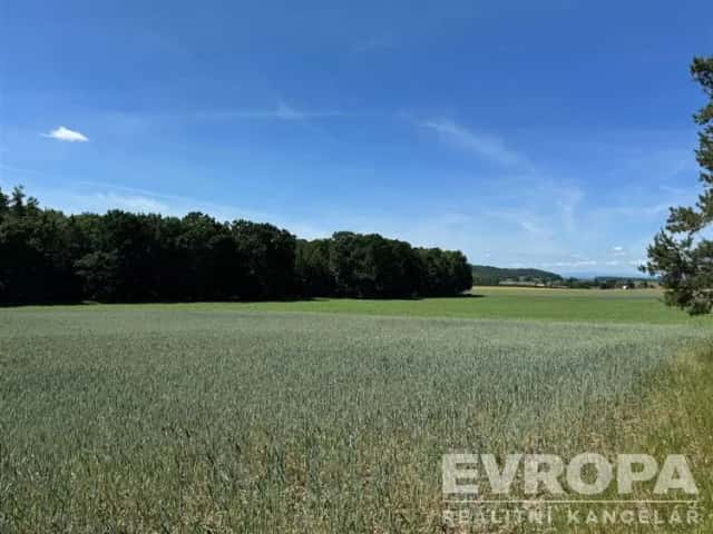 Prodej pozemku, 7 494 m2, Ledce (okr. Hradec Králové), Ledce, okres Hradec Králové