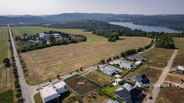 Exkluzivní nabídka pozemku s projektem na luxusní vilu v Rozdrojovicích u Brna, Rozdrojovice, okres Brno-venkov