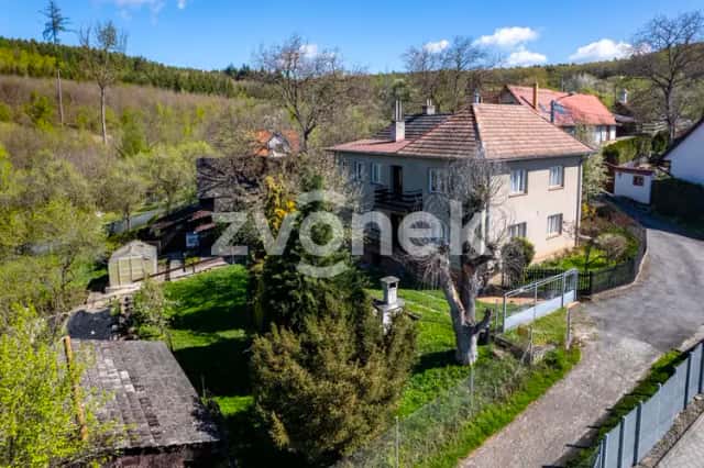 Prodej RD, Zlín - Štákovy Paseky, s velkou zahradou, Zlín
