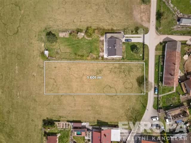 Prodej pozemku určeného ke stavbě rodinného domu o velikosti 1601 m2 v obci Bělečko, Býšť, okres Pardubice