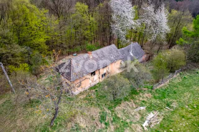 Výjimečný pozemek s domem na samotě u lesa, Březnice u Zlína, Březnice, okres Zlín