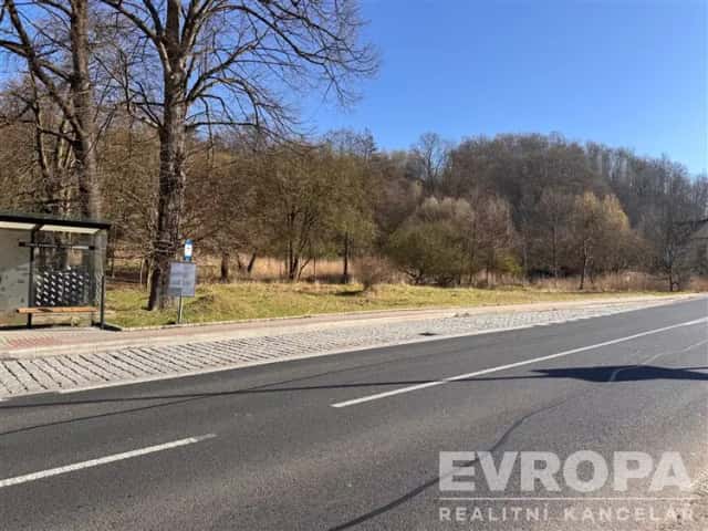 Prodej pozemku vhodného k podnikání - Česká Kamenice, Česká Kamenice, okres Děčín