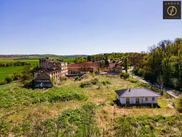 Prodej stavebního pozemku 8827 m2, Dobříčany, Liběšice