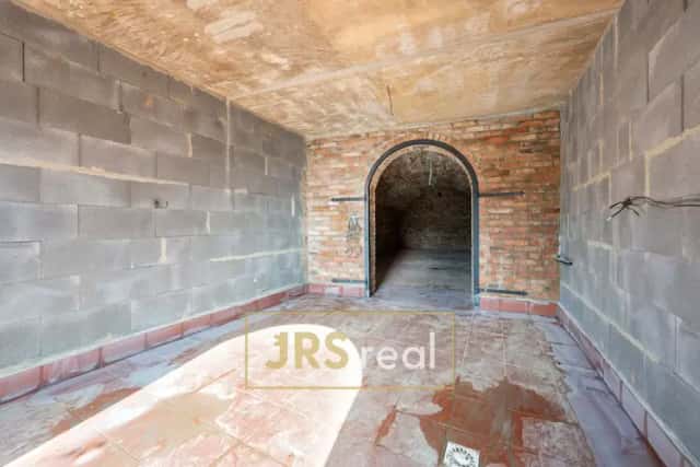 Prodej Vinného sklepa v Mutěnicích pod Dubňanskou horou, pozemek 2401 m2, Mutěnice, okres Hodonín