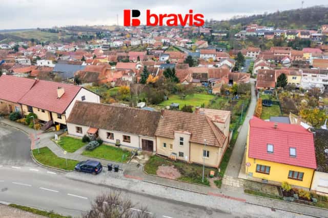 Prodej rodinného domu 3+1, obec Klobouky u Brna, sklep, garáž, zahrada, Brněnská 616/24, Klobouky u Brna, okres Břeclav