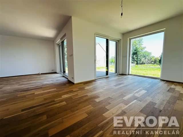 Rodinný dům 4+1, Letná, Kostelec nad Labem, okres Mělník