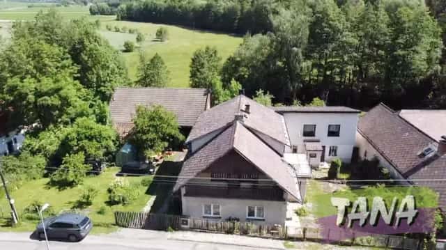 Prodej RD s nebytovou částí a stodolou ve Velkém Vřešťove, Velký Vřešťov, okres Trutnov