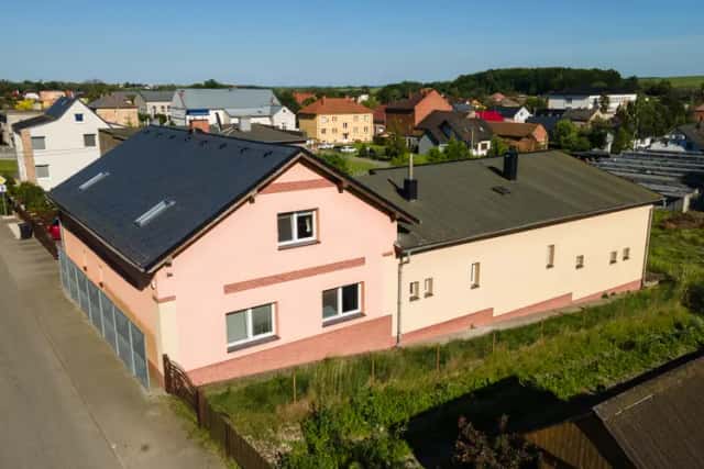 Velký rodinný dům se 3 samostatnými obytnými částmi – Sudice, Sudice, okres Opava