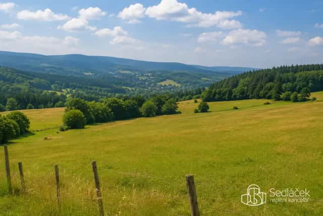 Pozemkové parcely v katastru Háj u Jindřichovic, Jindřichovice, okres Sokolov