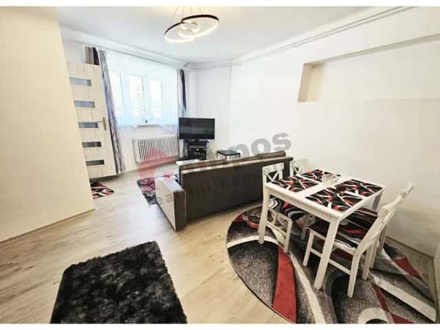 Pronájem 2+kk 50 m2, terasa 10 m2, ul. Krombholcova, Mělník, Krombholcova, Mělník