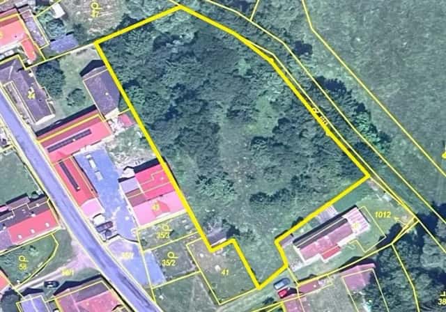 Pozemek 2.721 m2 k výstavbě RD v okrajové části obce Lštění n. Z., Blížejov, okres Domažlice